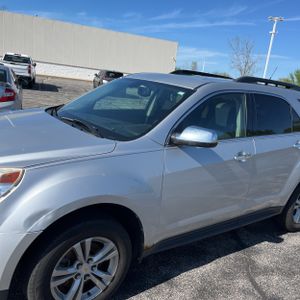 CHEVROLET EQUINOX LT - 2
