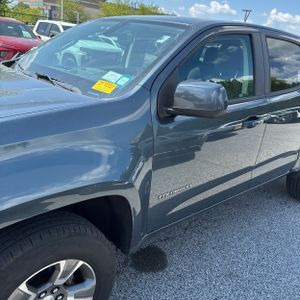 CHEVROLET COLORADO Z71 - 2