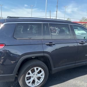 JEEP GRAND CHEROKEE L LIMITED - 9