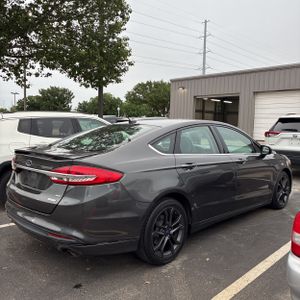 FORD FUSION SE - 6
