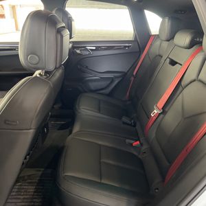 2025 Porsche MACAN GTS — миниатюра 32