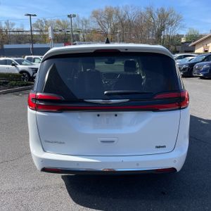 CHRYSLER PACIFICA TOURING L - 7