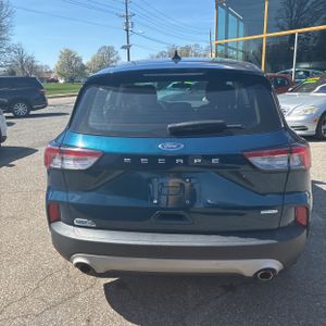 FORD ESCAPE S - 7