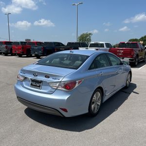 HYUNDAI SONATA - 8