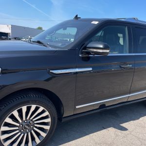 صورة 2 لـ 2020 Lincoln NAVIGATOR RESERVE
