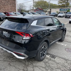 KIA SPORTAGE HYBRID LX - 8