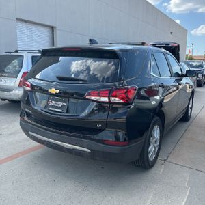 صورة 8 لـ 2023 Chevrolet EQUINOX LT