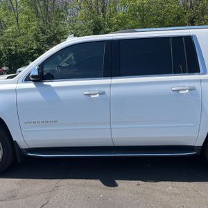 CHEVROLET SUBURBAN LTZ - 4