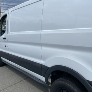 FORD TRANSIT 250 - 6