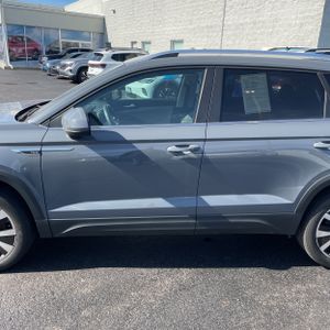 VOLKSWAGEN TAOS SE 4MOTION - 4