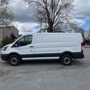 FORD TRANSIT 250 - 4