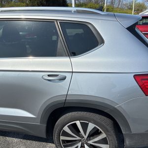 VOLKSWAGEN TAOS SE - 6