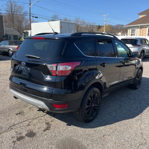 FORD ESCAPE SE - 8
