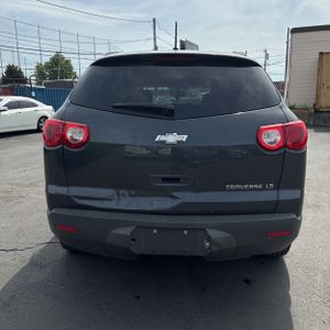 CHEVROLET TRAVERSE LS - 7