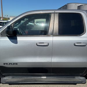 2019 RAM 1500 REBEL 照片 4
