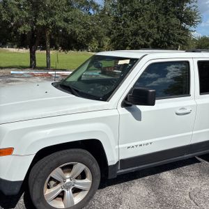 2016 JEEP PATRIOT LATITUDE 照片 2