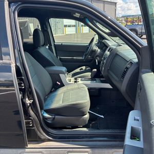 2010 FORD ESCAPE XLT 照片 32