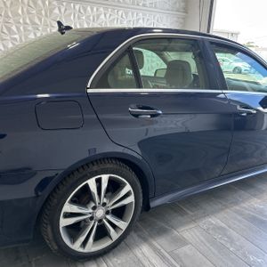 صورة 8 لـ 2014 Mercedes-BENZ E 350