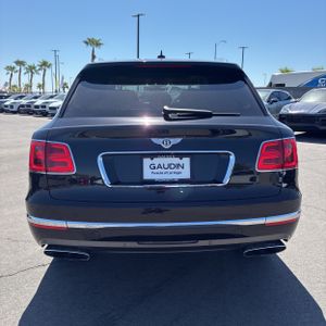 2017 Bentley BENTAYGA BASE — фото 7
