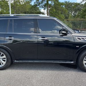 صورة 9 لـ 2017 Infiniti QX80