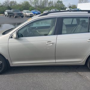 VOLKSWAGEN JETTA SPORTWAGEN SE PZEV - 4