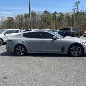 KIA STINGER GT-LINE - 10