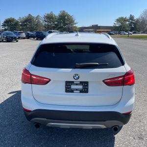 BMW X1 XDRIVE28I - 7