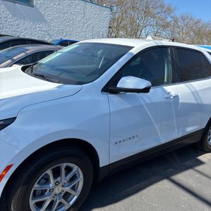 CHEVROLET EQUINOX LT - 2