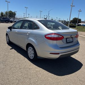 صورة 5 لـ 2015 FORD FIESTA S