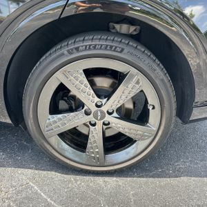 صورة مصغرة 18 لـ 2023 Genesis GV70 2.5T STANDARD