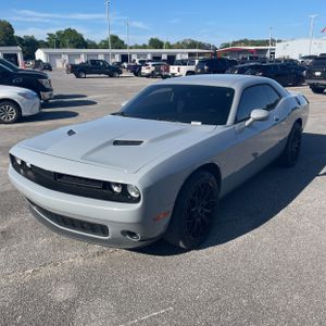 DODGE CHALLENGER SXT - 1