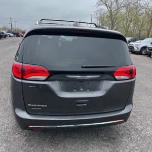 CHRYSLER PACIFICA TOURING L - 7