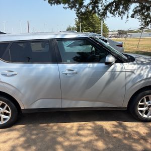 2021 KIA SOUL S — миниатюра 11