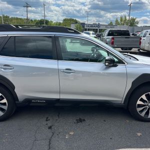 2024 Subaru OUTBACK LIMITED — фото 11
