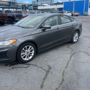 FORD FUSION SE - 2