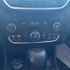 2019 JEEP CHEROKEE LIMITED 缩略图 37