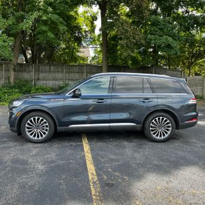 صورة 3 لـ 2022 Lincoln AVIATOR RESERVE