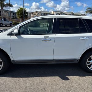 FORD EDGE SEL - 4