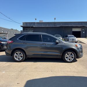 FORD EDGE SEL - 10