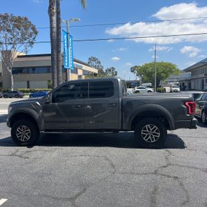 FORD F-150 RAPTOR - 3