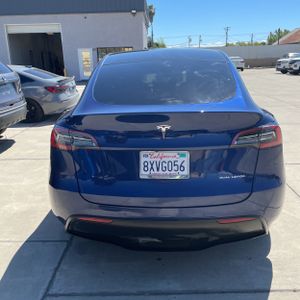 TESLA MODEL Y LONG RANGE - 7