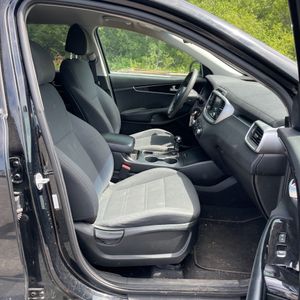 صورة مصغرة 32 لـ 2018 KIA SORENTO LX