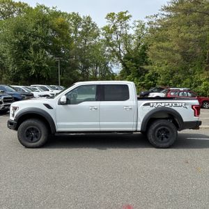 FORD F150 RAPTOR - 3