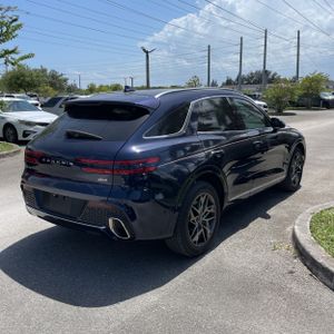 2022 Genesis GV70 2.5T STANDARD — фото 8