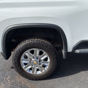 CHEVROLET SILVERADO 2500HD HIGH COUNTRY - 9