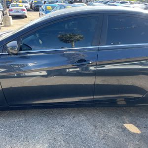 HYUNDAI SONATA GLS - 4