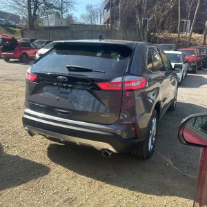FORD EDGE TITANIUM - 8