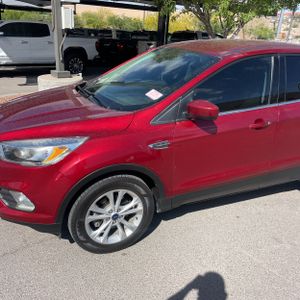 FORD ESCAPE SE - 2