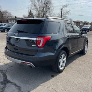 FORD EXPLORER XLT - 8