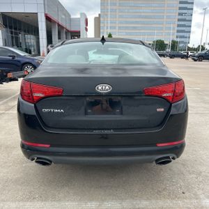 KIA OPTIMA LX - 6